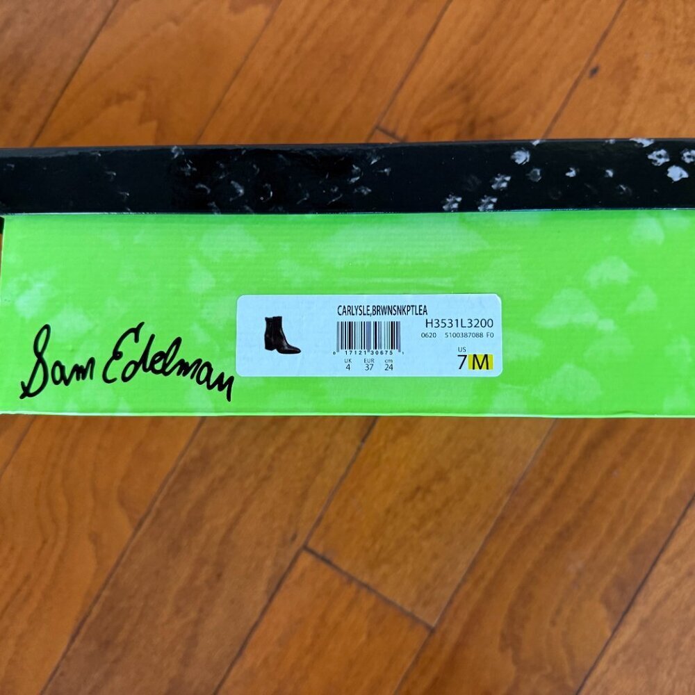 Sam Edelman Women's Carlysle Fashion Boot BRAND NEW IN THE BOX - Picture 11 of 11